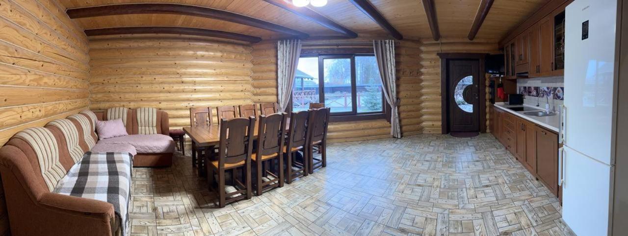 На Ставку Villa Vyzhnytsya Luaran gambar