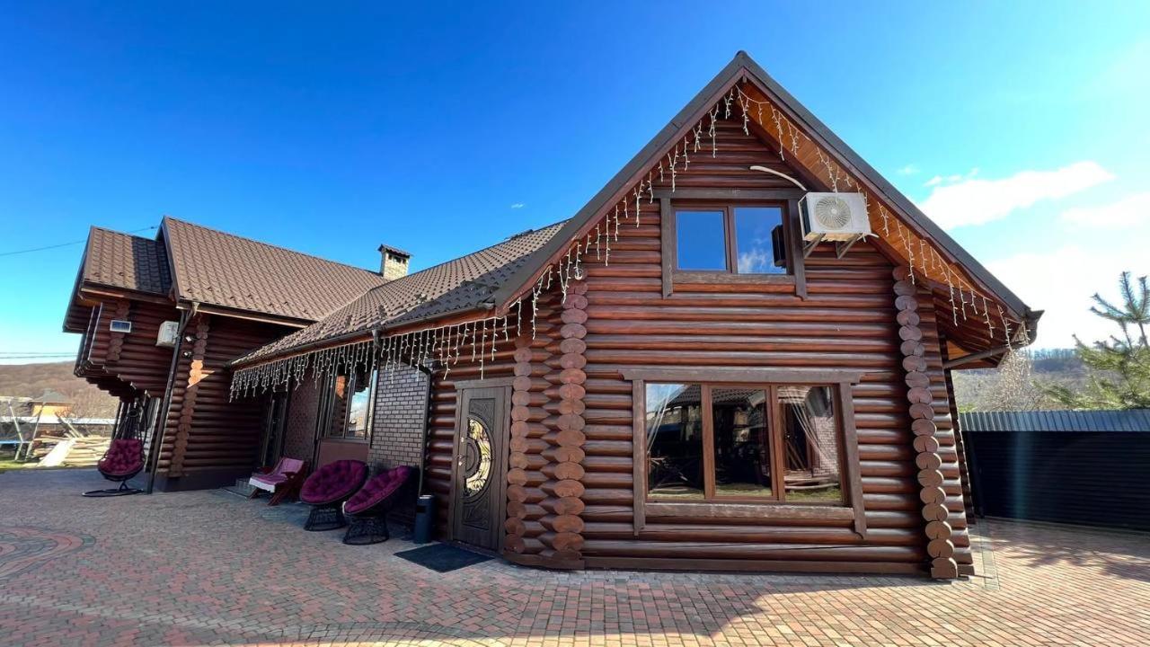 На Ставку Villa Vyzhnytsya Luaran gambar
