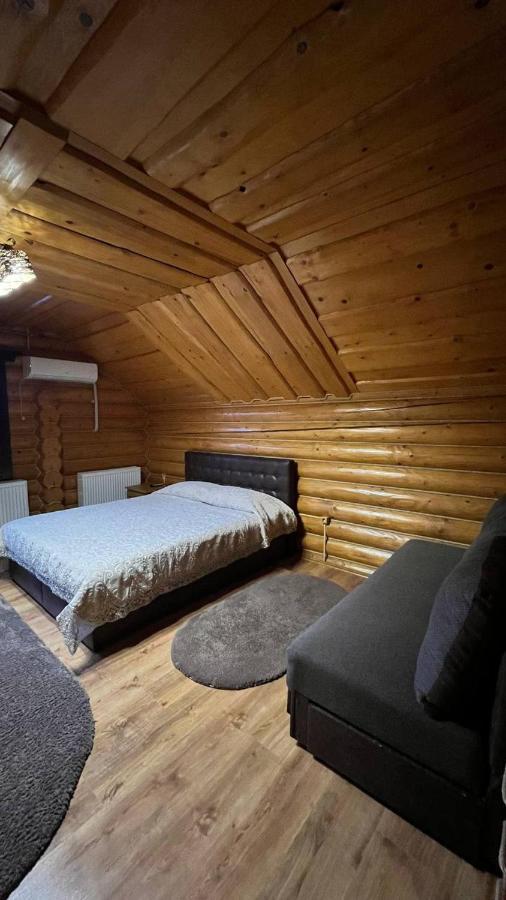 На Ставку Villa Vyzhnytsya Luaran gambar