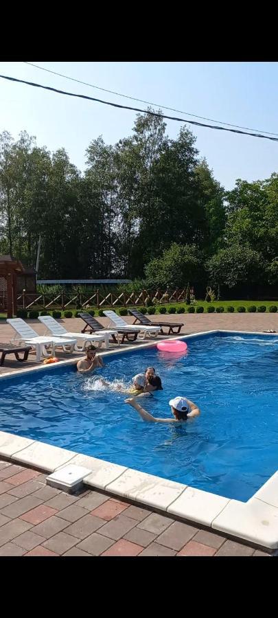 На Ставку Villa Vyzhnytsya Luaran gambar